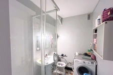 Appartement à vendre 2 pièces LYON 8EME ARRONDISSEMENT (69) - BALCON - PARKING - CAVE - PROCHE DES COMMODITES
