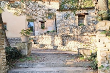 Propriete à vendre 6 pièces ROUSSAS (26)