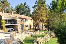 Propriete à vendre 6 pièces ROUSSAS (26)