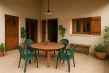 07660 LESPERON - MAISON DE VILLAGE DE 5 PIECES - CALME - GARAGE