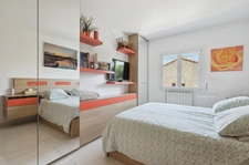 83430 SAINT MANDRIER SUR MER - 2 MAISONS + 1 STUDIO - 7 CHAMBRES - JARDIN - CLIMATISATION - VUE MER - PROCHE DE TOUTES COMMODITES - RENTABILITE