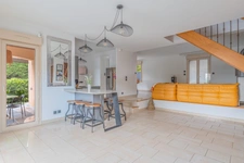  69110 SAINT FOY LES LYON - MAISON + APPARTEMENT - PISCINE - GARAGE - JARDIN - VUE PANORAMIQUE - PROCHE DES COMMODITES - CALME