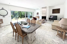 69260 CHARBONNIÈRES-LES-BAINS – Maison 7 pièces – Climatisation -  Garage – Piscine – Terrain à bâtir – Calme – Sans vis-à-vis – Proche commodités