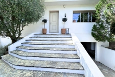 69260 CHARBONNIÈRES-LES-BAINS – Maison 7 pièces – Climatisation -  Garage – Piscine – Terrain à bâtir – Calme – Sans vis-à-vis – Proche commodités