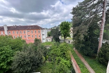 69009 - LYON - APPARTEMENT DE 3 PIECES - JARDIN - VUE DEGAGEE - TRAVERSANT - CALME - PROCHE DU METRO ET DES COMMODITES