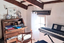 Propriete à vendre 6 pièces ROUSSAS (26)
