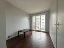 APPARTEMENT - F3 - ASCENSEUR - CUISINE OUVERTE - BALCON - CAVE - QUARTIER PASTEUR