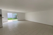 MAISON DE PLEIN PIED 117 M2 - SANS VIS À VIS - GRANDE PIÈCE DE VIE - 3 CHAMBRES - PISCINABLE