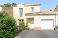 REZE 44400 - SECTEUR RAGON - MAISON CONTEMPORAINE - JARDIN - GARAGE - PARKING - 5 CHAMBRES - BUREAU - BUS C4 LA CARREE