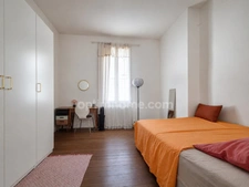 Bordeaux Saint-Jean / Nansouty – Appartement 3 pièces esprit maison avec cour-jardin privative et sous-sol