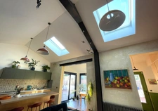 BEGLES (33) - COUP DE COEUR - MAISON RÉNOVÉE PAR ARCHITECTE - POSSIBILITE D'EXTENSION - GARAGE - DANS IMPASSE AU CALME