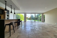 BORDEAUX NANSOUTY - COMME UNE MAISON - JARDIN 180 M2 - PISCINE - PRESTATIONS HAUT DE GAMME - CALME