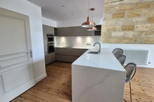 BORDEAUX NANSOUTY - APPARTEMENT FAMILIAL TOTALEMENT RENOVÉ - 4 CHAMBRES - TERRASSE 45 M2 - PARKING - PRESTATIONS HAUT DE GAMME - CALME