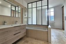 BORDEAUX NANSOUTY - COMME UNE MAISON - JARDIN 180 M2 - PISCINE - PRESTATIONS HAUT DE GAMME - CALME