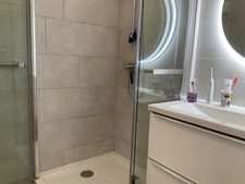 Appartement à vendre 4 pièces AIX EN PROVENCE (13) en étage élevé avec terrasse et grand garage 