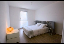 Appartement à vendre 2 pièces  dernier étage terrasse ascenseur et garage AIX EN PROVENCE (13)