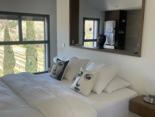 6-room house for sale in Aix-en-Provence (13), a contemporary house with a unique style 
