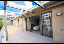 Appartement à vendre 2 pièces  dernier étage terrasse ascenseur et garage AIX EN PROVENCE (13)