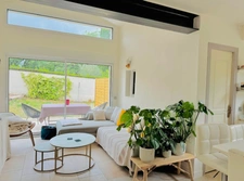 Dpt Bouches du Rhône (13), à vendre AIX EN PROVENCE maison de plain pied de 125 m² agrandissable sur 2000m2 avec piscine pool house et  garage