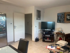 Appartement à vendre 3 pièces AIX EN PROVENCE (13) Luynes dernier étage dans une résidence récente