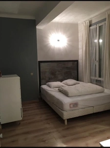Centre ville d’Aix en Provence appartement de 64 m² T2/T3 rénové à deux pas du Palais de Justice