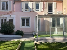  Aix en provence maison de ville  avec 3 chambres dépendances et jardin clos 
