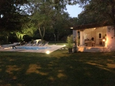 Dpt Bouches du Rhône (13), à vendre AIX EN PROVENCE maison de plain pied de 125 m² agrandissable sur 2000m2 avec piscine pool house et  garage