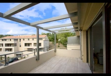 Appartement à vendre 2 pièces  dernier étage terrasse ascenseur et garage AIX EN PROVENCE (13)