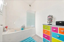 VITRY SUR SEINE (94) - MAISON - 4 PIECES - BATIMENT ANNEXE - ACTIVITE COMMERCIALE POSSIBLE