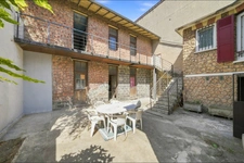 VITRY SUR SEINE (94) - MAISON - 4 PIECES - BATIMENT ANNEXE - ACTIVITE COMMERCIALE POSSIBLE