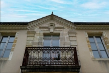 33830 BELIN-BÉLIET - ENTRE BORDEAUX ET ARCACHON - MAISON DE MAÎTRE DE 450 M² - POSSIBILITE MAISON D'HÔTES OU GITE - DPE D - PROXIMITé PLAGE - 8 CHAMBRES - RENOVATION RÉCENTE - GRAND TERRAIN ARBORÉ
