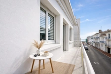 17200 Royan Foncillon - Vue sur mer - 100 mètres de la plage - Appartement 2 chambres - Balcon - Annexe indépendante - Revenus locatifs - Lumineux - Très beau potentiel