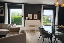 Chambray-lès-Tours – Maison clé en main : 4 ch + espace modulable - sous-sol aménagé - double garage -jardin piscinable