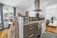 Appartement 3 pièces - 48 m2 - PARIS 20EME 