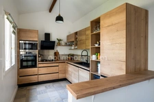 LE PERREUX SUR MARNE (94) - MAISON RENOVE - CHARME - DEPENDANCE