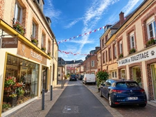 - RUGLES - 27250 - MAISON - T5 - 130M2 - 1H20 DE PARIS MONTPARNASSE - RE2020 - JARDIN- TERRASSE 