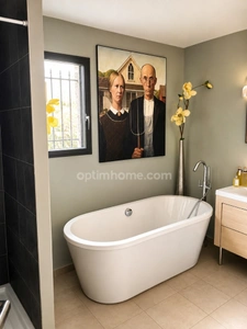 AUMELAS (34230) – MAISON CONTEMPORAINE – 5 CHAMBRES – PISCINE – TERRAIN DE 1 650 M² – CALME – SANS VIS-À-VIS – GARAGE