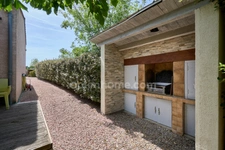 LIMOUX (11300) – MAISON D’ARCHITECTE – 5 PIÈCES – VUE PANORAMIQUE – PISCINE – GARAGE – GRAND TERRAIN CLÔTURÉ