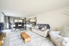BAILLARGUES (34670) – MAISON INDIVIDUELLE – 6 CHAMBRES – EXPOSITION SUD – PISCINE – GARAGE – JARDIN ARBORÉ