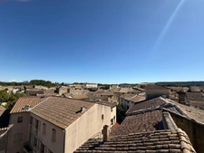 ROQUEMAURE (30150) – HÔTEL PARTICULIER – 460 M² – ÉLÉMENTS D’ARCHITECTURE ANCIENS – COUR INTÉRIEURE – GARAGE – TERRASSE – COMBLES À AMÉNAGER