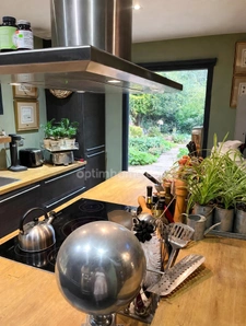 AUMELAS (34230) – MAISON CONTEMPORAINE – 5 CHAMBRES – PISCINE – TERRAIN DE 1 650 M² – CALME – SANS VIS-À-VIS – GARAGE
