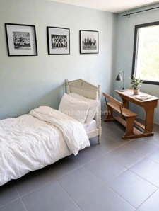 AUMELAS (34230) – MAISON CONTEMPORAINE – 5 CHAMBRES – PISCINE – TERRAIN DE 1 650 M² – CALME – SANS VIS-À-VIS – GARAGE