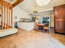 SAINT-PARGOIRE (34230) – MAISON DE VILLAGE – ENSEMBLE IMMOBILIER – 2 LOGEMENTS – TERRASSE 62 m² – GARAGE – FORT POTENTIEL
