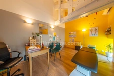 ARLES (13200) – LOCAL PROFESSIONNEL – 66 M² – 3 CABINETS – CHARME DE L’ANCIEN – PARKING – ASCENSEUR – AMÉNAGEMENT POSSIBLE