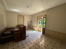 ROQUEMAURE (30150) – HÔTEL PARTICULIER – 460 M² – ÉLÉMENTS D’ARCHITECTURE ANCIENS – COUR INTÉRIEURE – GARAGE – TERRASSE – COMBLES À AMÉNAGER
