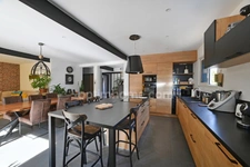 BAGNOLS-SUR-CEZE (30200) – 4 CHAMBRES – PARFAIT ÉTAT – CALME – TERRASSES – JARDIN – PISCINE CHAUFFÉE – POOL HOUSE – GARAGE
