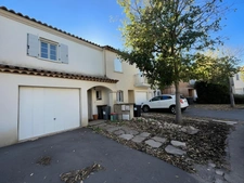 3-bedroom house with a garden and trees - Garage that could be converted into a 3rd bedroom - Fontcaude district, Juvignac (Montpellier)