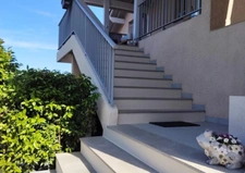 Appartement - villa 130 m², jardin 150 m², terrasse - balcon 25 m²