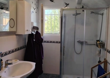 Appartement - villa 130 m², jardin 150 m², terrasse - balcon 25 m²