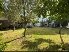 MAISON DE PRESTIGE – RÉNOVATION INTÉGRALE – FINITIONS HAUT DE GAMME – INSERT – CLIMATISATION RÉVERSIBLE – CHAUDIÈRE RÉCENTE – CUISINES ÉQUIPÉES – SALLES DE BAINS NEUVES – CUISINE D’ÉTÉ – FOUR À PIZZA 